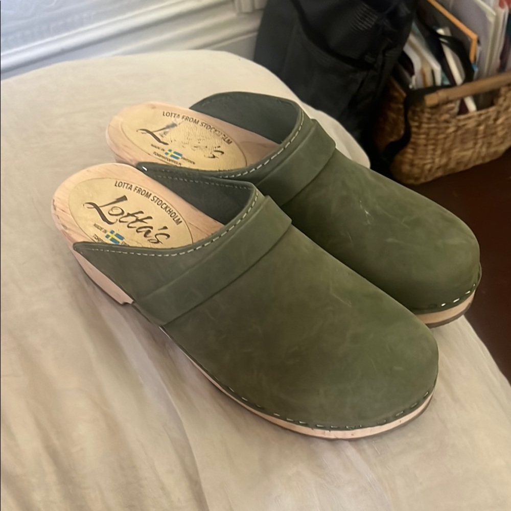 Lotta From Stockholm Green Suede Clogs